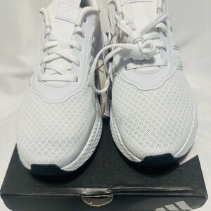 Women’s Adidas  White Athletic Shoes Size 7.5
